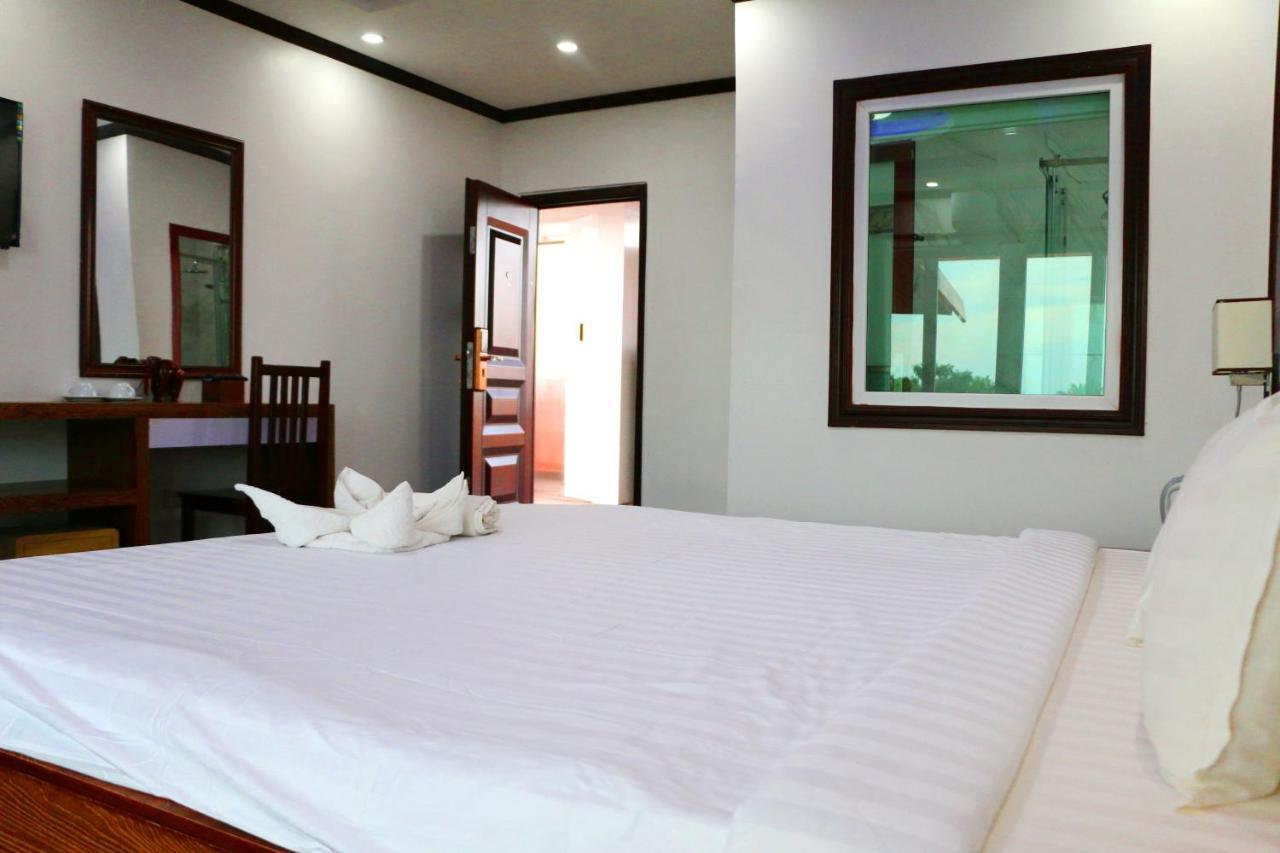 Champion Boutique Hotel Vientiane Exterior photo